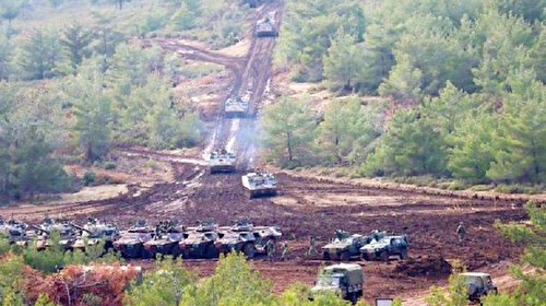 Çifte tahrik: Yunanistan'dan gayriaskeri statüdeki Rodos ve Midilli adalarında tatbikat