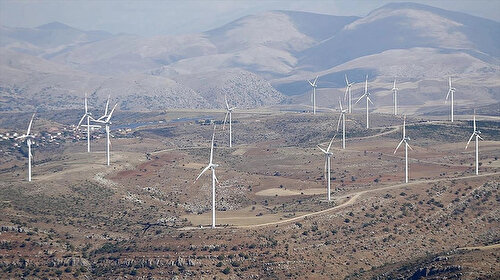 Rüzgardan elektrikte yeni rekor: Toplamda yüzde 28'e yaklaştı