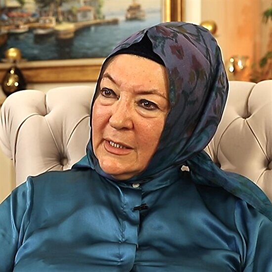 Ümit Meriç: “Namaz kılmak ve Kuran okumak, bende hiç bilmediğim, hiç görmediğim yepyeni ufuklar açtı”