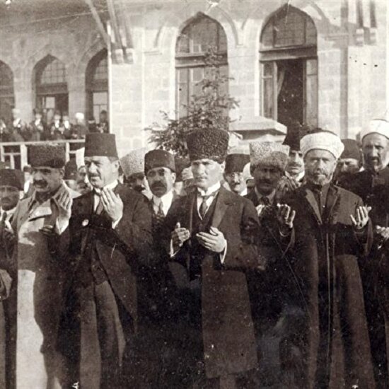 23 Nisan 1920: Büyük Millet Meclisi'nin açılışı