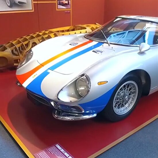 İtalya Maranello'daki Ferrari Müzesi göz kamaştırdı