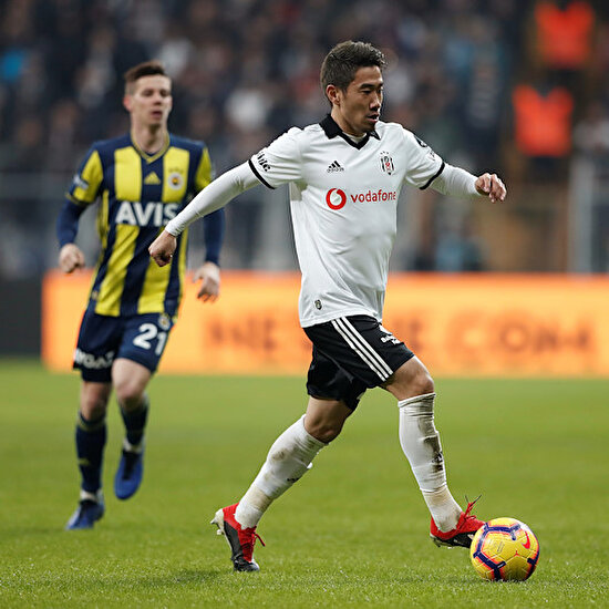 Japon yıldız Shinji Kagawa dünyaya geldi