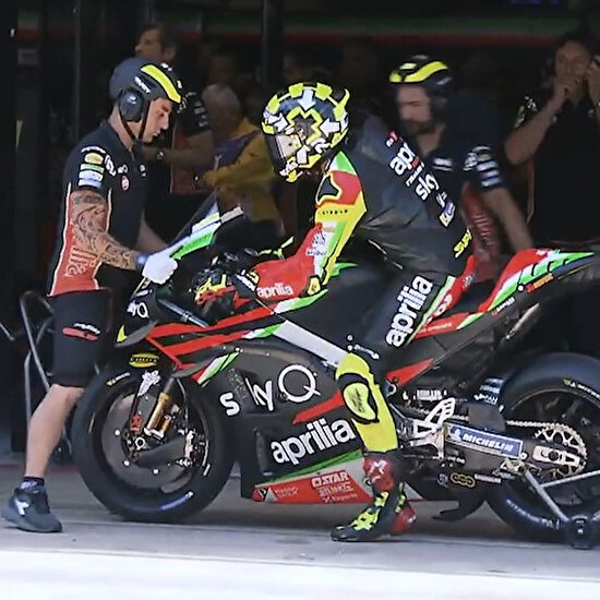 MotoGP Katalonya'da hatırda kalıcı sahneler