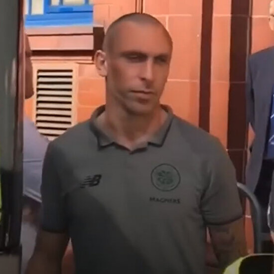 Scott Brown’a hakaret eden taraftar tribünlerden ömür boyu men edildi