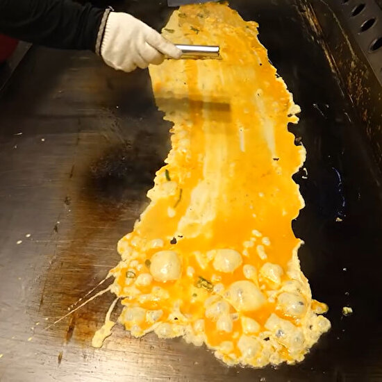 1 dakikada hazırlanan 'koronavirüs'lü omlet tarifi