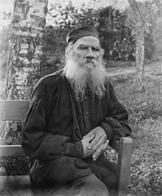 Rus yazar Tolstoy'un doğum günü