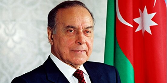 12 Aralık 2003: Haydar Aliyev hayatını kaybetti