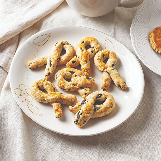 Zeytinli Tuzlu Kurabiye