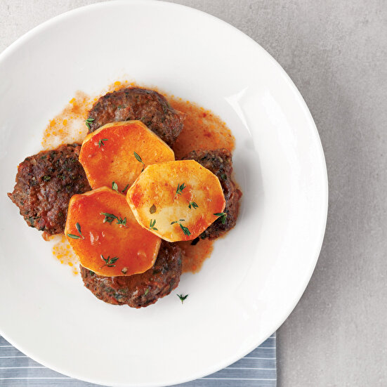 Fırında Köfteli Patates Yemeği