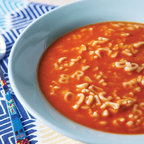 Tavuk Suyuna Harf Çorbası