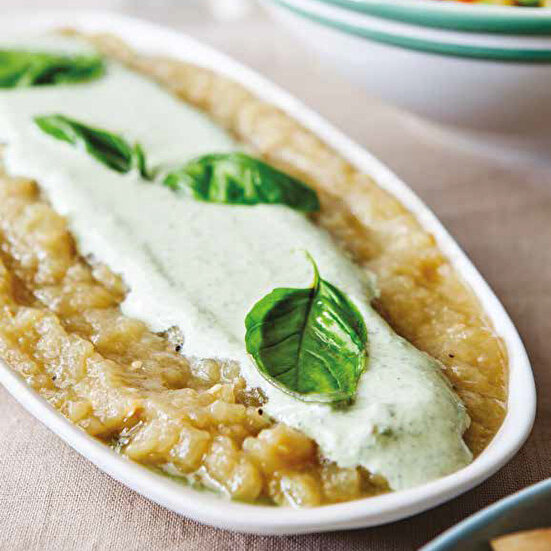 Fesleğenli Patlıcan Salatası