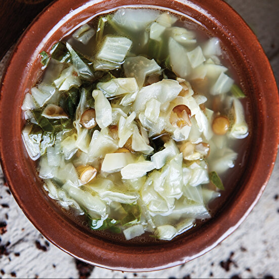 Yeşil Mercimekli Lahana Çorbası