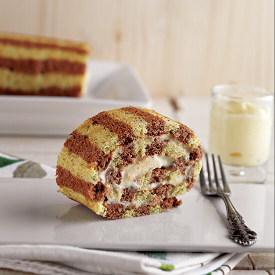 Ispanaklı Muzlu Pasta