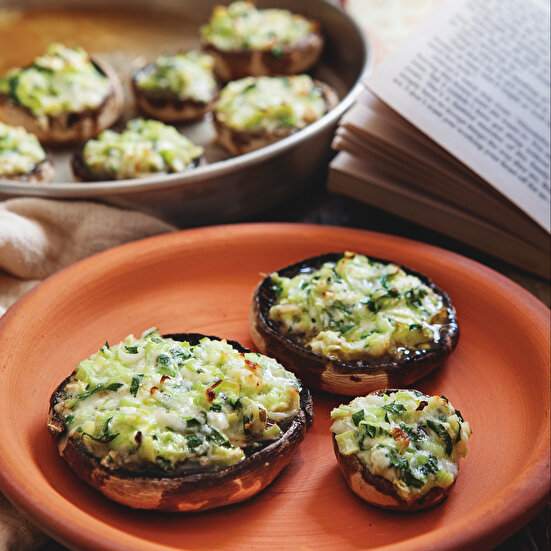 Sebzeli Peynirli Mantarlar