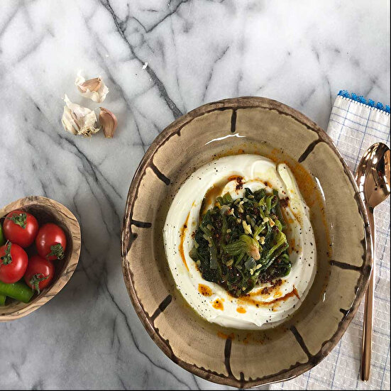 Ispanaklı Bulgurlu Borani