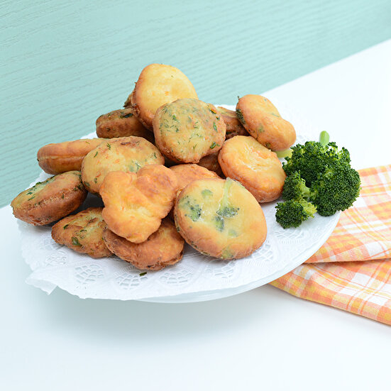 Hellimli ve Sebzeli Hamur Kızartması