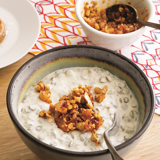 Yoğurtlu Cevizli Yeşil Mercimek