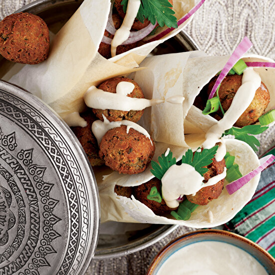 Tahin Soslu Falafel