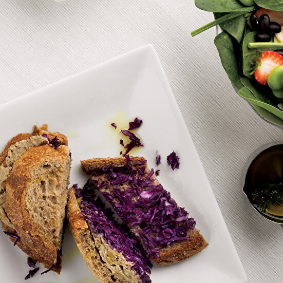 Mercimek Püreli Sandviç