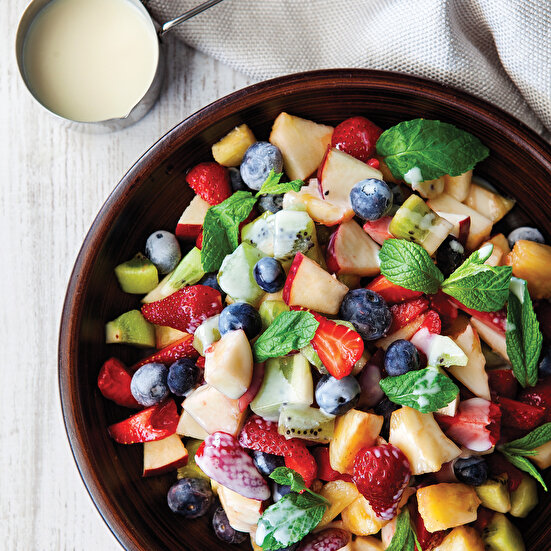Soslu Meyve Salatası