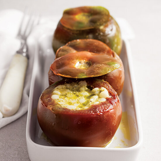 Pestolu Kuskuslu Domates Dolması