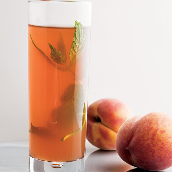 Yeşil Çaylı Şeftali