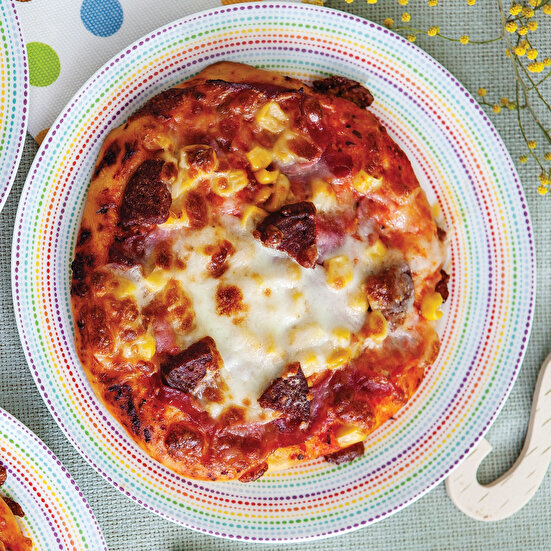 Mısırlı Sucuklu Pizza