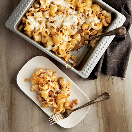 Fırında Üç Peynirli Mantı Makarna