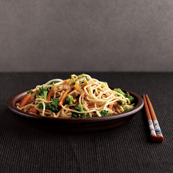 Tavuklu Sebzeli Noodle