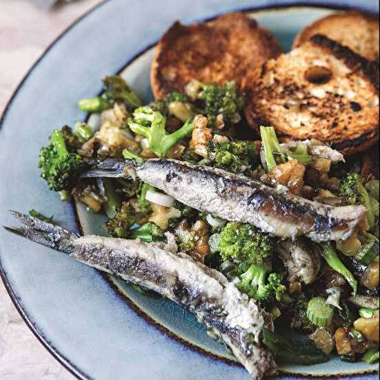 Brokolili Hamsi Kavurma