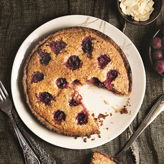 Vişneli Franjipanlı Tart