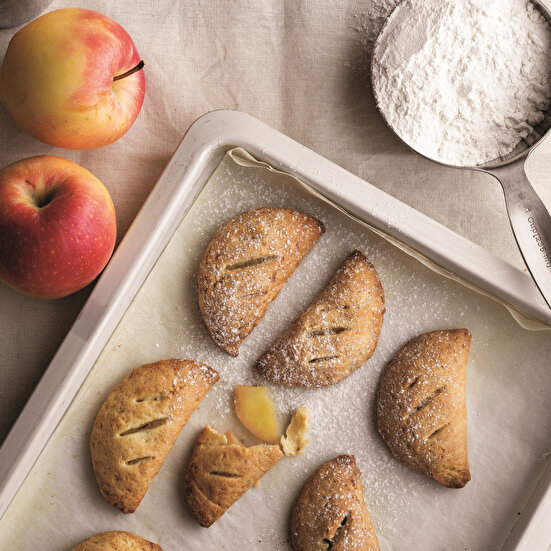 Elmalı Gevrek Poğaça