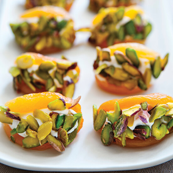  Kaymaklı Kayısı Tatlısı