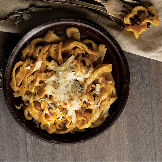 Bal Kabaklı ve Adaçaylı Tagliatelle