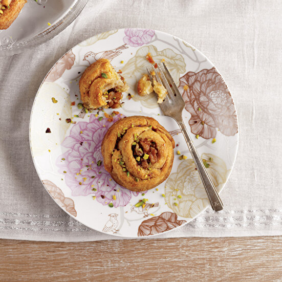 Şerbetli Gül Tatlısı