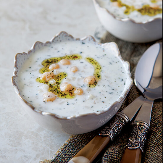 Naneli Soğuk Ayran Çorbası