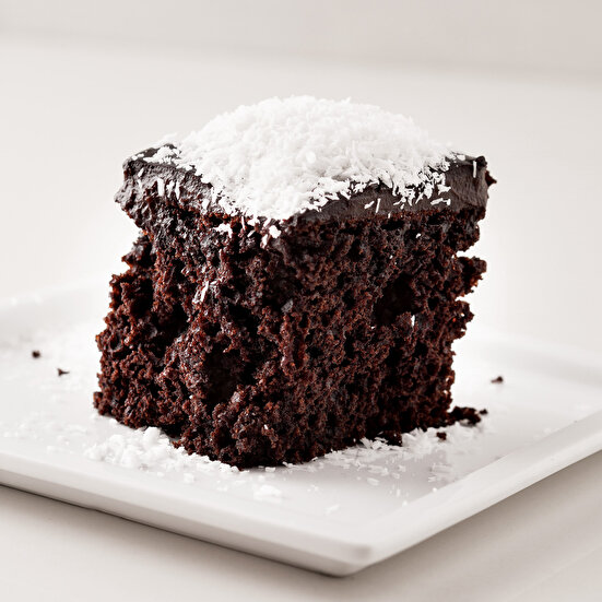 Kahveli Hindistan Cevizli Nemli Kek