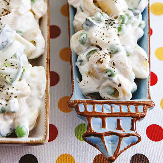 Patatesli Bezelyeli Makarna Salatası