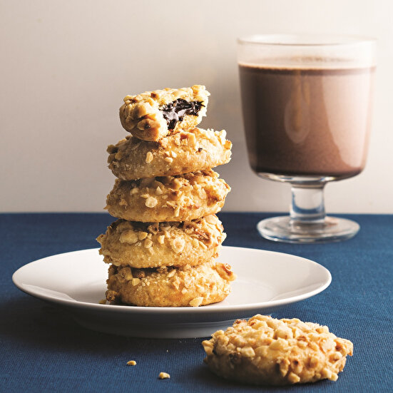 Çikolata Dolgulu Fındıklı Kurabiye
