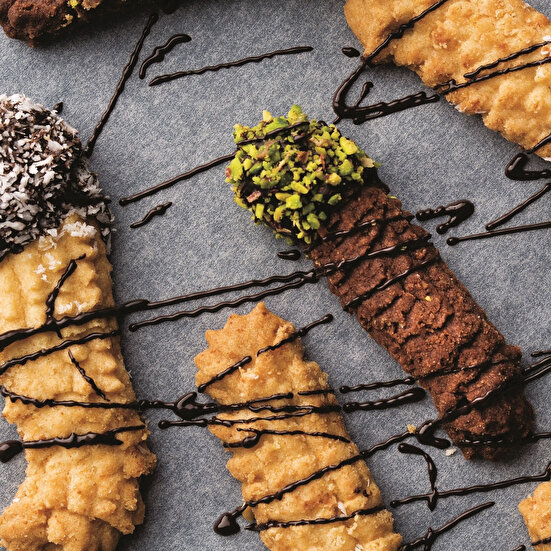 Portakallı İki Renkli Tırtıl Kurabiye