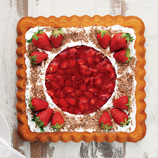 Çikolatalı Çilekli Pasta