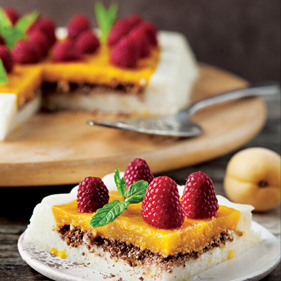 Kayısılı İrmikli Pasta