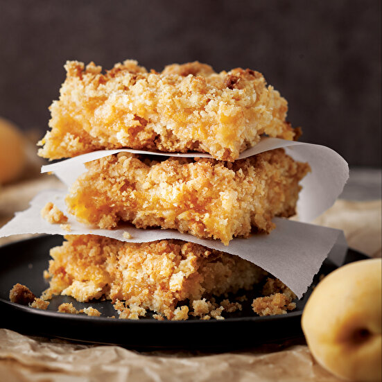 Kayısı ve Hindistan Cevizli Barlar