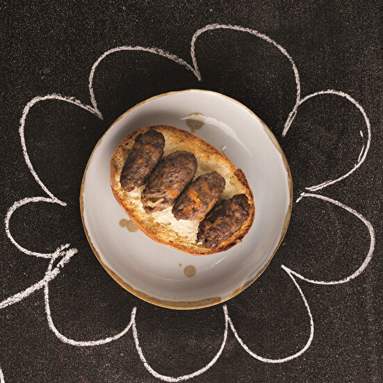 Ekmek Üstü Havuçlu Köfte