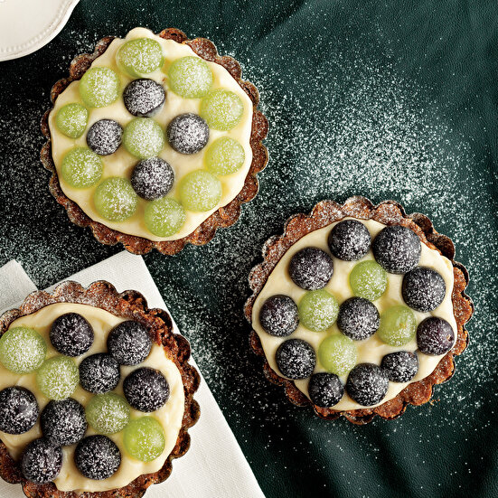 Tam Buğday Unlu Üzümlü Tart