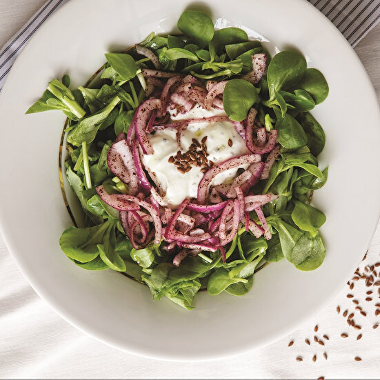 Semizotu ve Sumaklı Salata