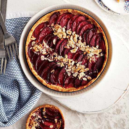 Erikli Tam Buğday Unlu Tart