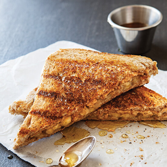 Muzlu Yer Fıstıklı Tost