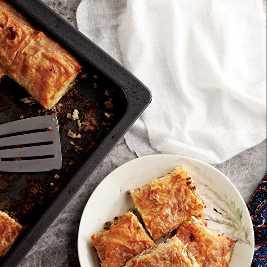 Kıymalı Su Böreği