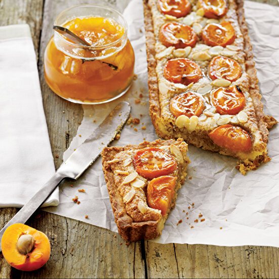 Kayısılı Bademli Tart